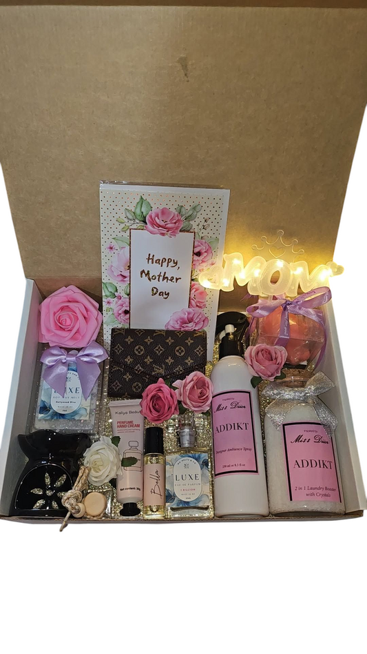 Mother’s Day Hamper with Cardholder
